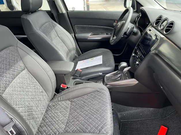 Suzuki Vitara 1.5 Compact Top Hybrid 4x4