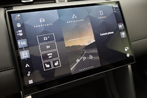 Vehicle image LAND ROVER Discovery Sport 1.5 T 270e Dynamic SE