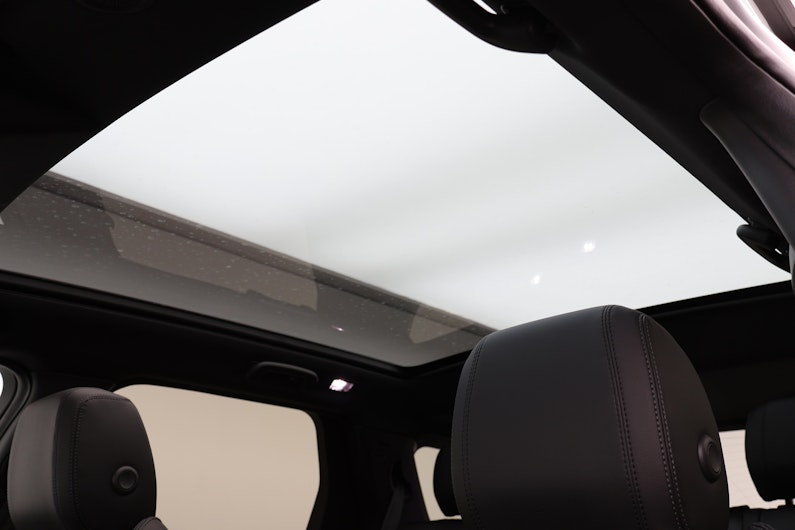 Vehicle image LAND ROVER DISCOVERY SPORT