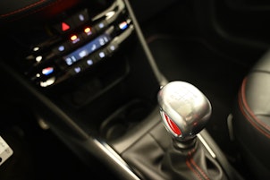 Vehicle image PEUGEOT 208 1.6 Turbo GTi