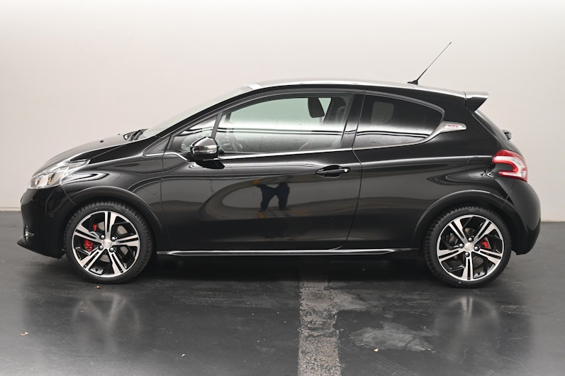 Vehicle image PEUGEOT 208