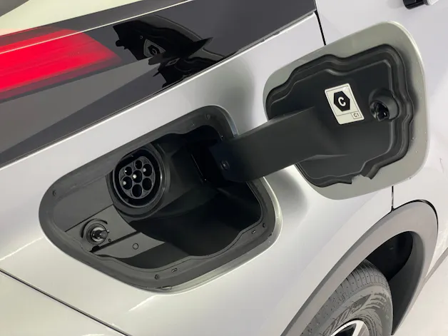 Toyota C-HR 2.0 PHEV Swiss Edition