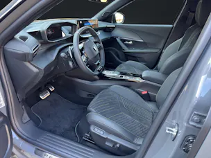 Peugeot 2008 1.2 Hybrid GT