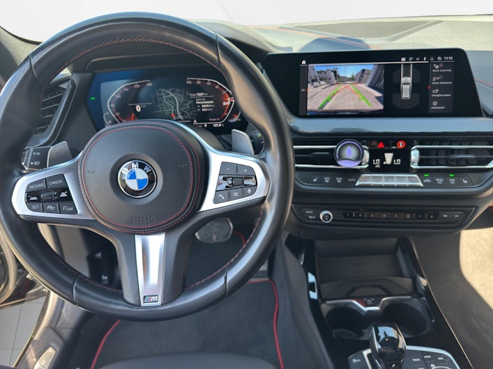 Vehicle image BMW 1 SERIES