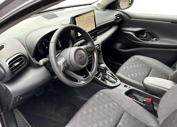 Vehicle image 6 Vehicle image 6