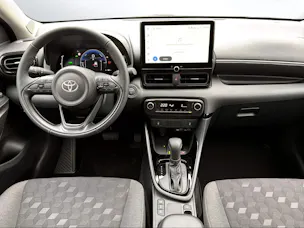 Toyota Yaris 1.5 VVT-i HSD Trend