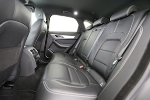 Vehicle image JAGUAR F-Pace 2.0 P400e R-Dynamic SE AWD