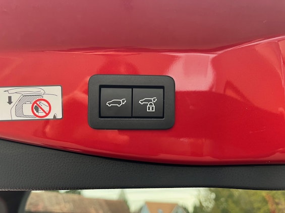 Vehicle image 14 Vehicle image 14