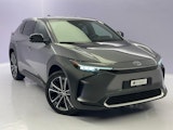 First vehicle image