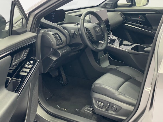 Vehicle image 6 Vehicle image 6