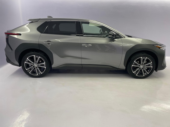 Vehicle image 2 Vehicle image 2