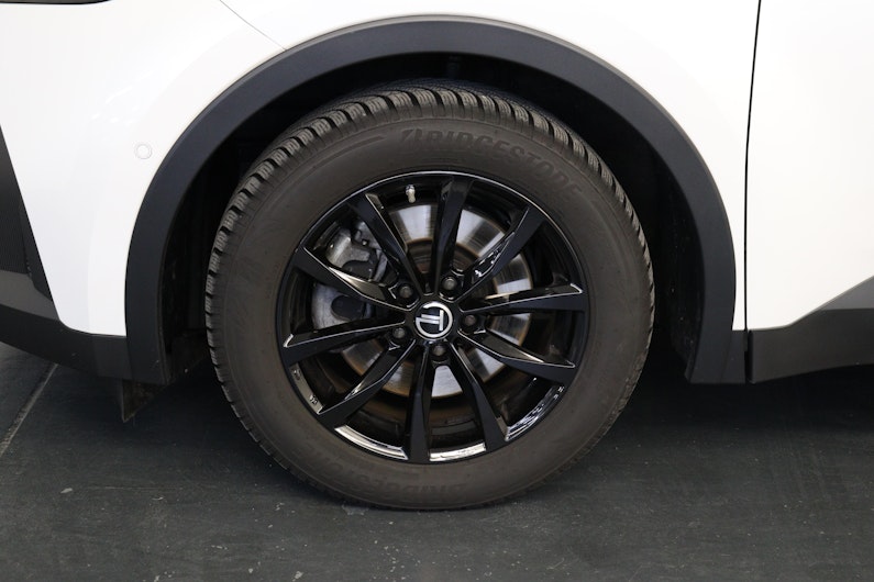 Vehicle image TOYOTA C-HR