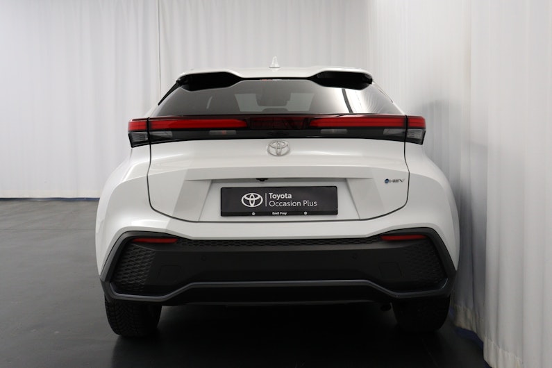 Vehicle image TOYOTA C-HR