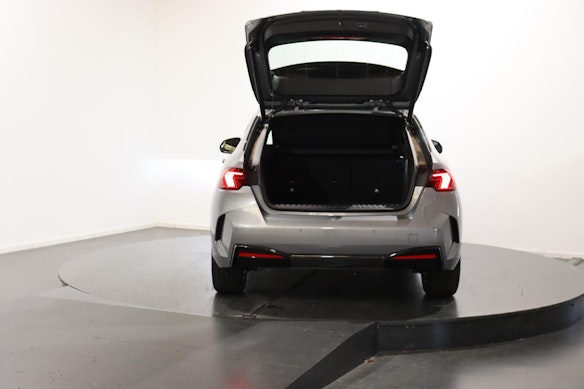 BMW 120i 3