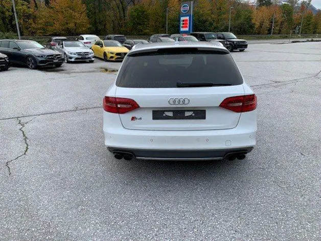 Audi S4 Avant 3.0 V6 TFSI quattro S-Tronic