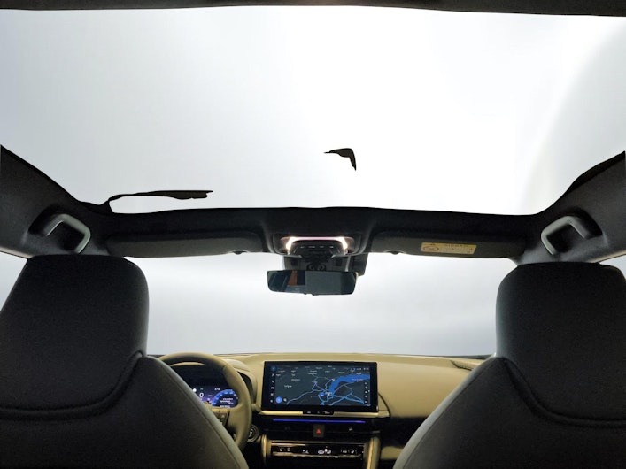 Vehicle image TOYOTA C-HR