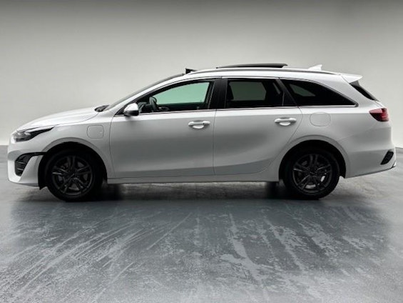 Vehicle image 3 Vehicle image 3