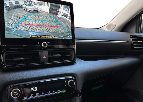 Vehicle image 13 Vehicle image 13