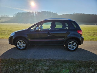 Vehicle image SUZUKI SX4 0