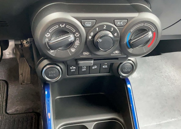 Vehicle image 3 Vehicle image 3