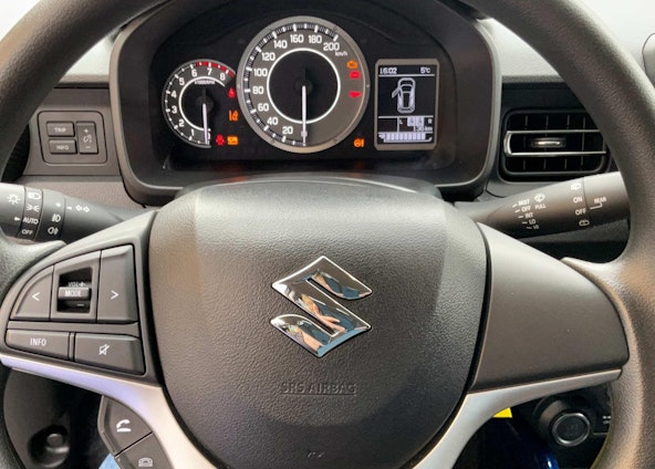 Vehicle image 13 Vehicle image 13