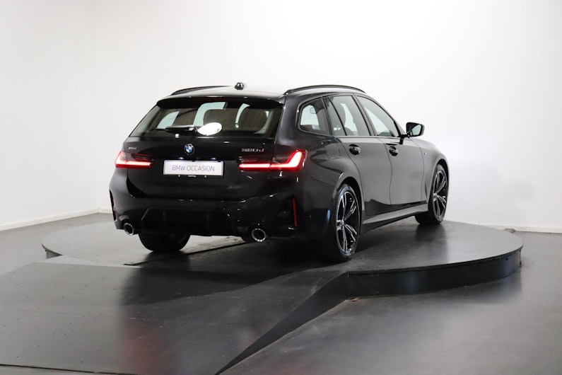 Vehicle image BMW 3 SERIES