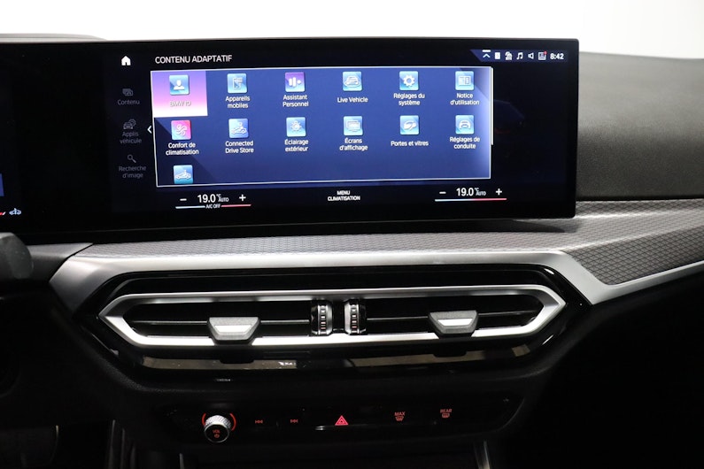 Vehicle image BMW 3 SERIES