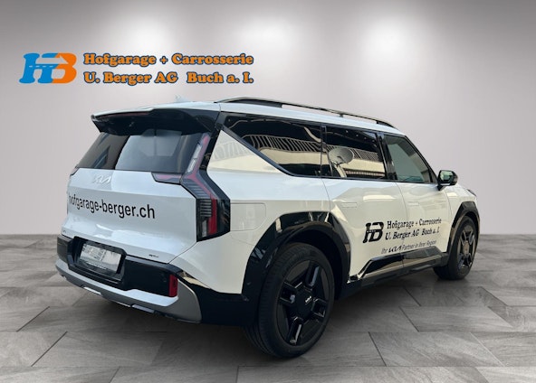 Vehicle image 5 Vehicle image 5