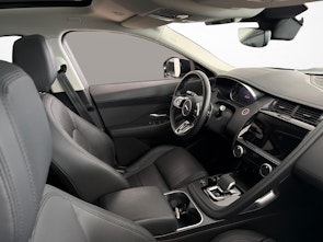 Fahrzeugbild JAGUAR E-Pace 2.0 I4 200 SE AWD