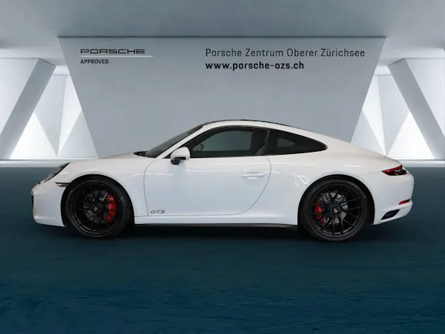 Porsche 911 Carrera 4 GTS