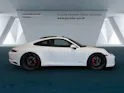 Porsche 911 Carrera 4 GTS