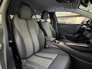 Peugeot 408 1.6 PHEV 180 Allure Pack