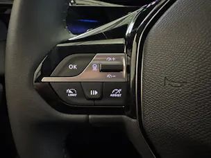 Peugeot 408 1.6 PHEV 180 Allure Pack