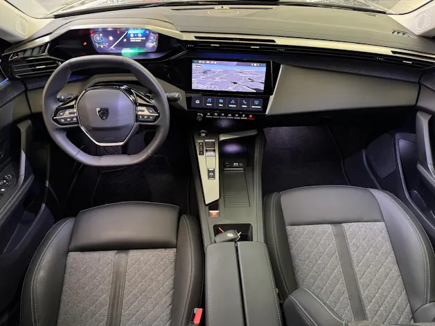 Peugeot 408 1.6 PHEV 180 Allure Pack