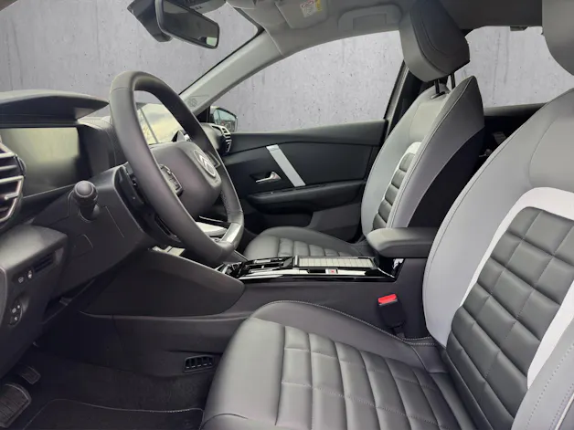 Citroën C4 1.2 Hybrid Max