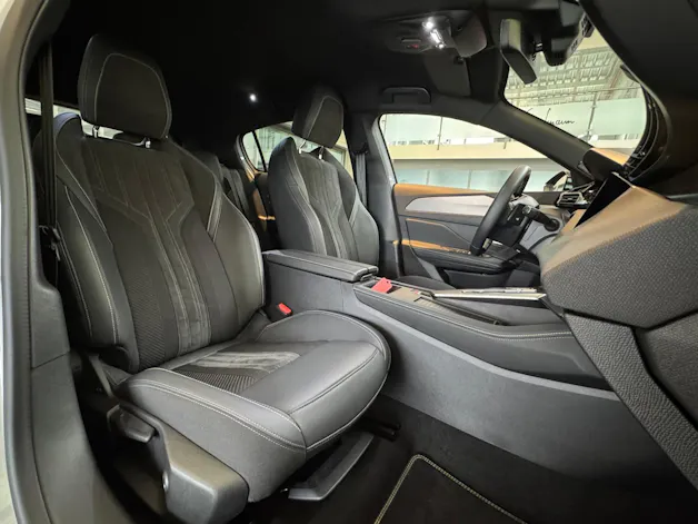 Peugeot 308 1.6 PHEV 225 GT