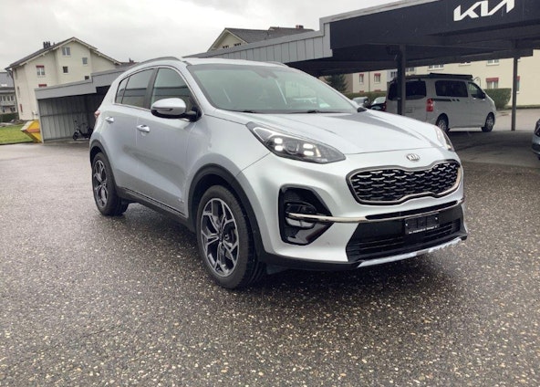 First vehicle image First vehicle image