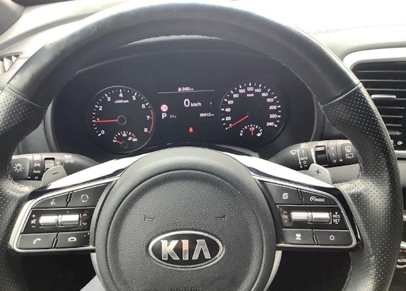 Vehicle image 9 Vehicle image 9