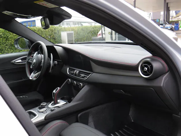 Alfa Romeo Giulia 2.0 Q4 Competizione