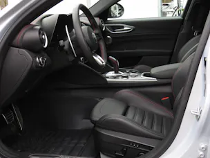 Alfa Romeo Giulia 2.0 Q4 Competizione
