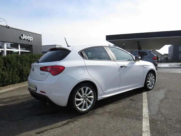 Alfa Romeo Giulietta 1750 TBi Veloce TCT