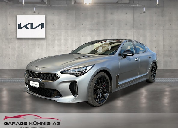 First vehicle image First vehicle image