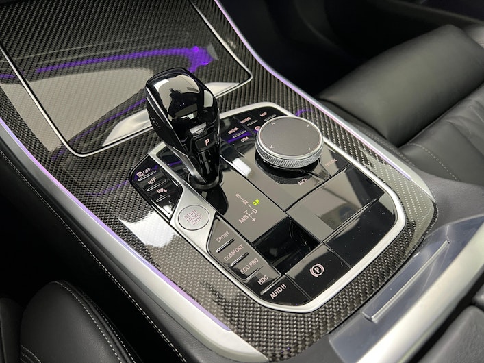 Vehicle image BMW X5