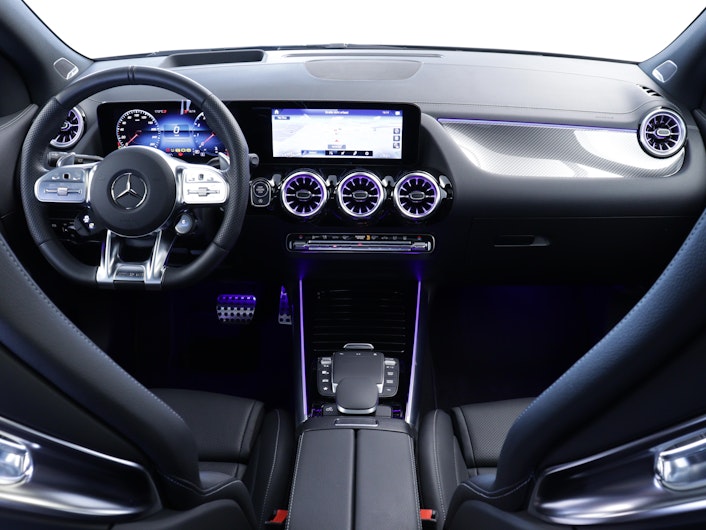 Vehicle image MERCEDES-BENZ GLA 35 AMG