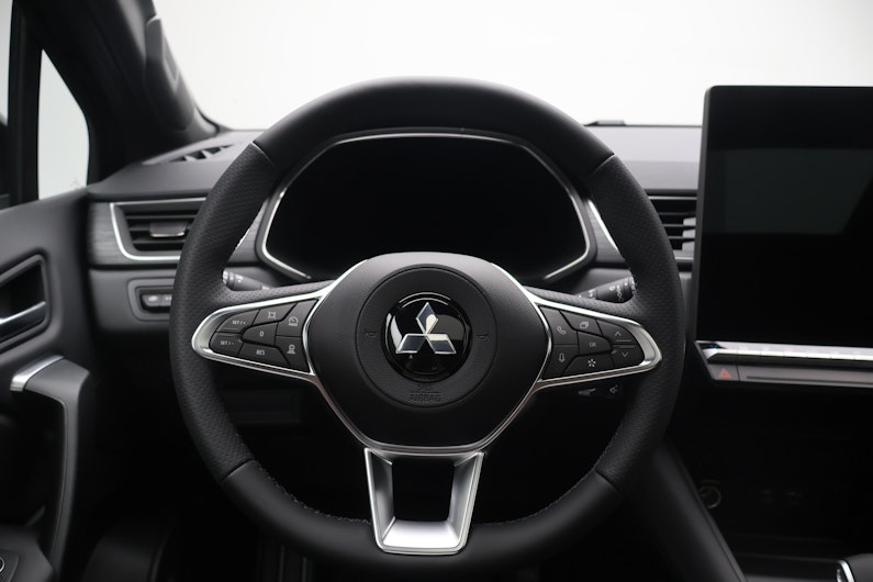 Vehicle image MITSUBISHI ASX