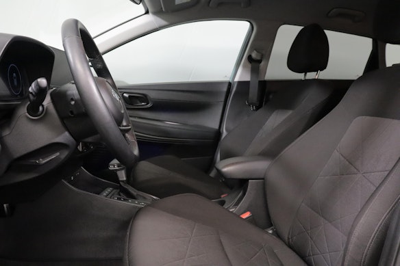 HYUNDAI Bayon 1.0 T-GDi 120 Amplia 2