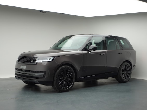 First vehicle image
