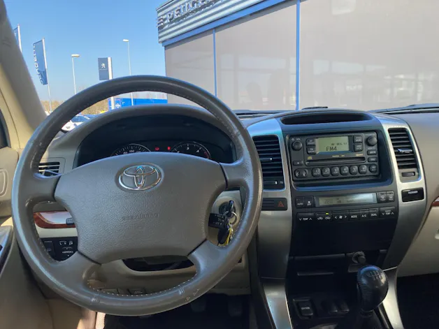Toyota Land Cruiser 3.0 D-4D Linea Luna