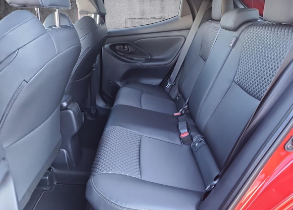 Vehicle image 9 Vehicle image 9