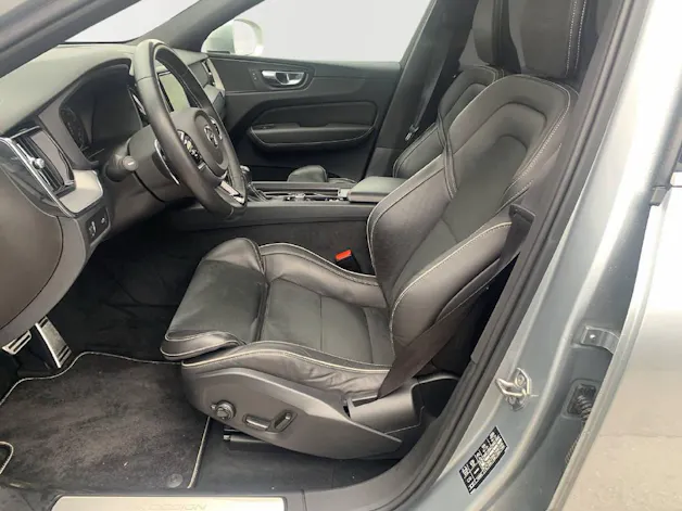Volvo XC60 2.0 T6 R-Design AWD